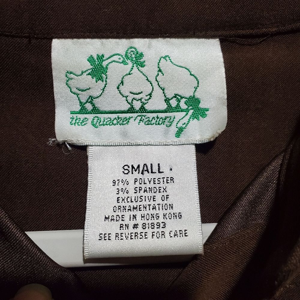 Quacker Factory Embroidered Dragonfly Printed But… - image 2